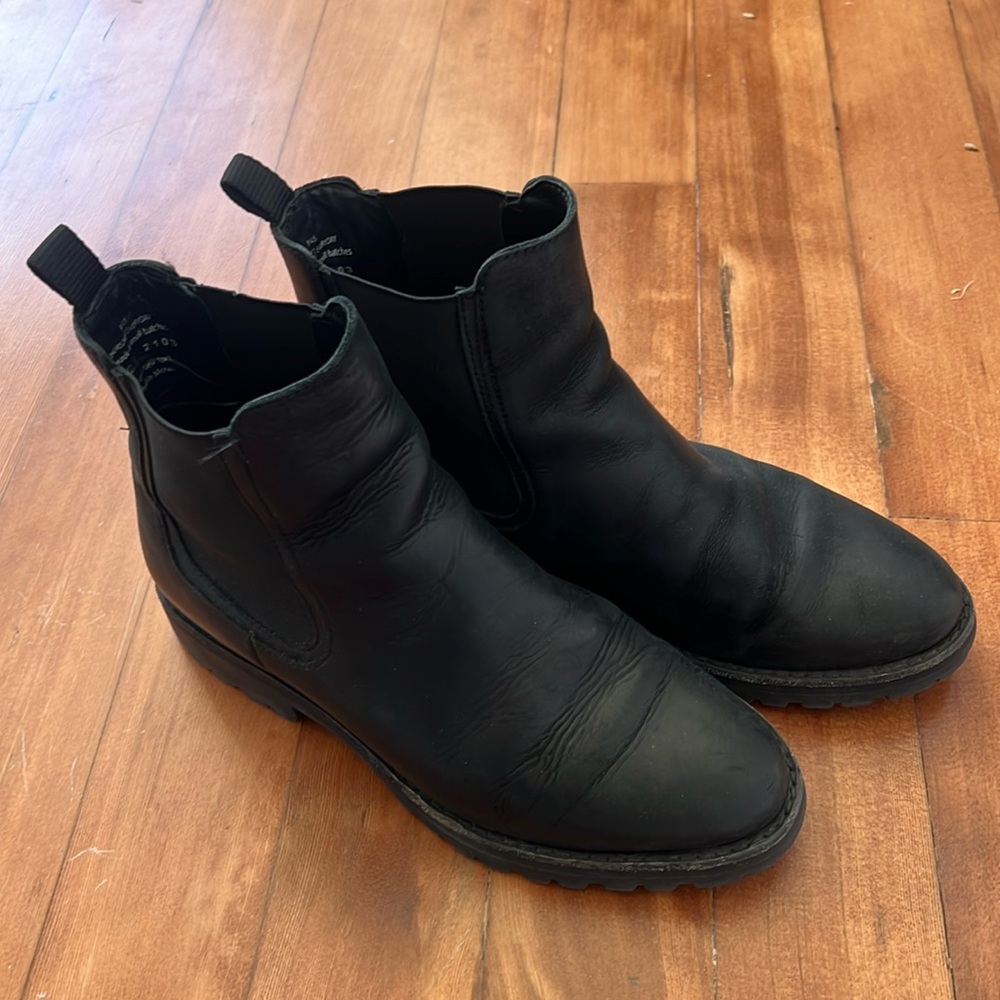 Thursday Chelsea knockout boots